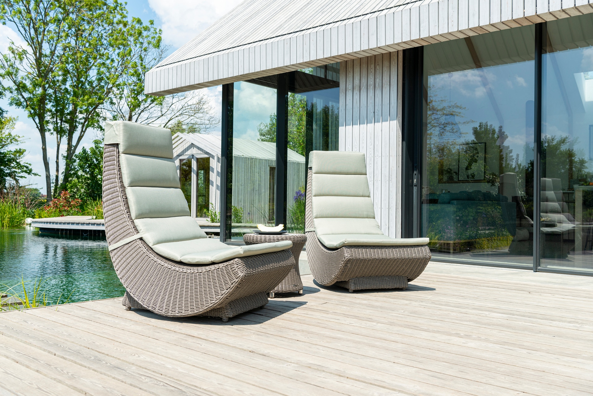 Hochwertige Gartenmöbel vs. günstige Alternativen: Preis-Leistungs-Tipps