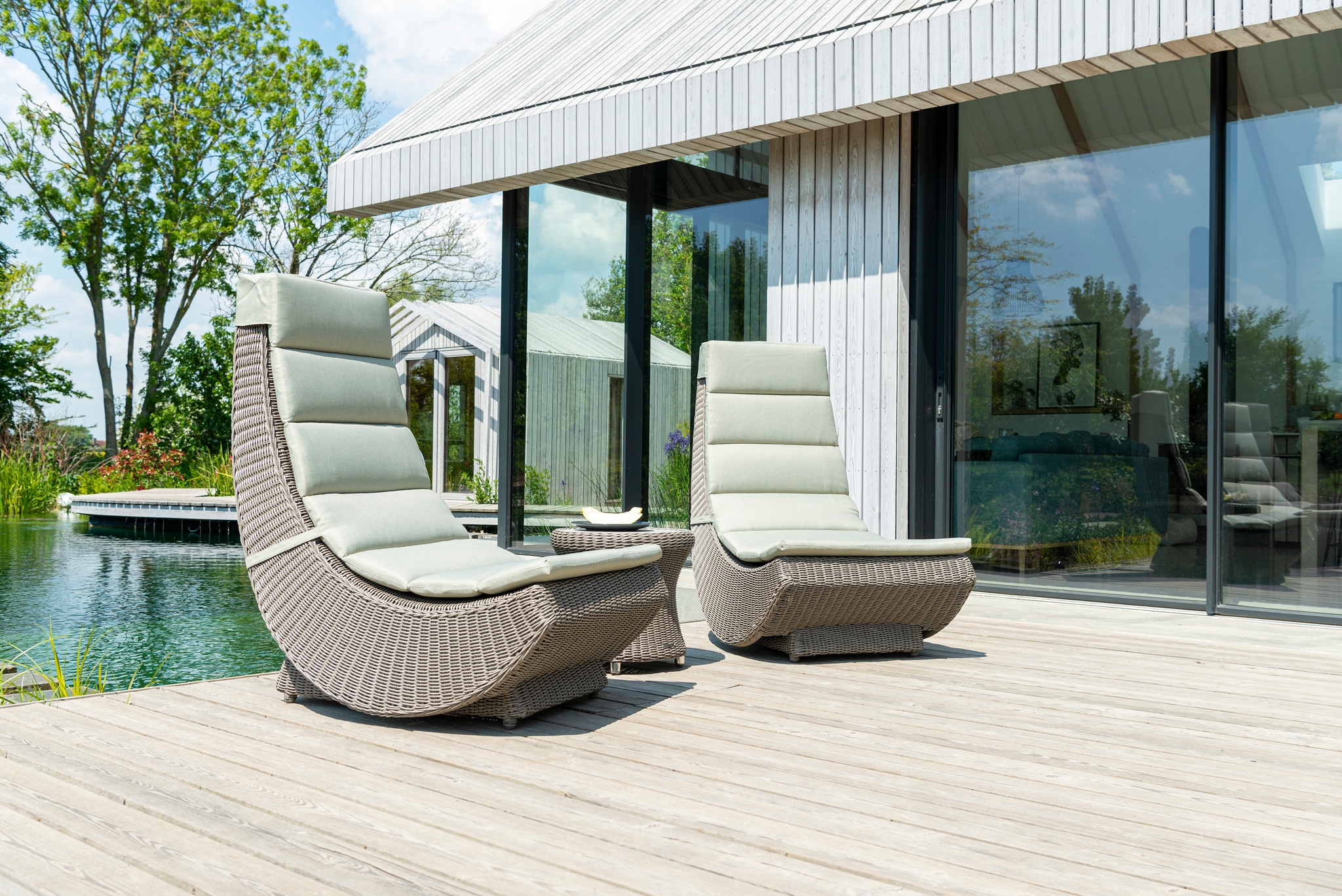 Hochwertige Gartenmöbel vs. günstige Alternativen: Preis-Leistungs-Tipps